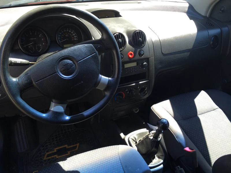 2007 Chevy Aveo LS Hatchback - Image 13