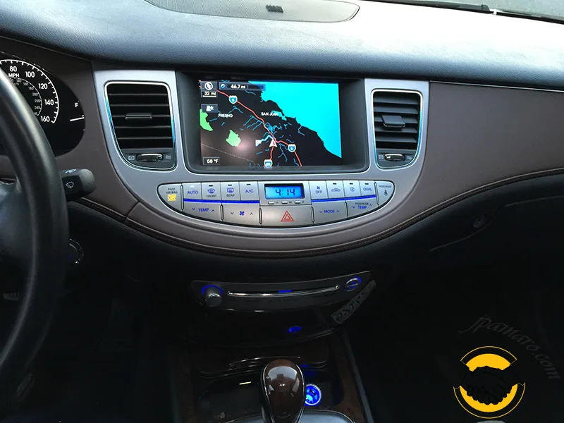 2009 HYUNDAI GENESIS - Image 11