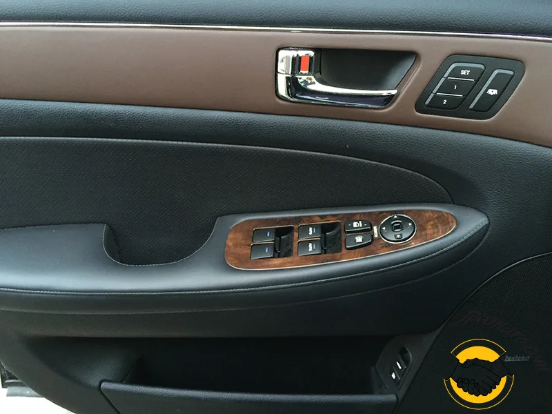 2009 HYUNDAI GENESIS - Image 17